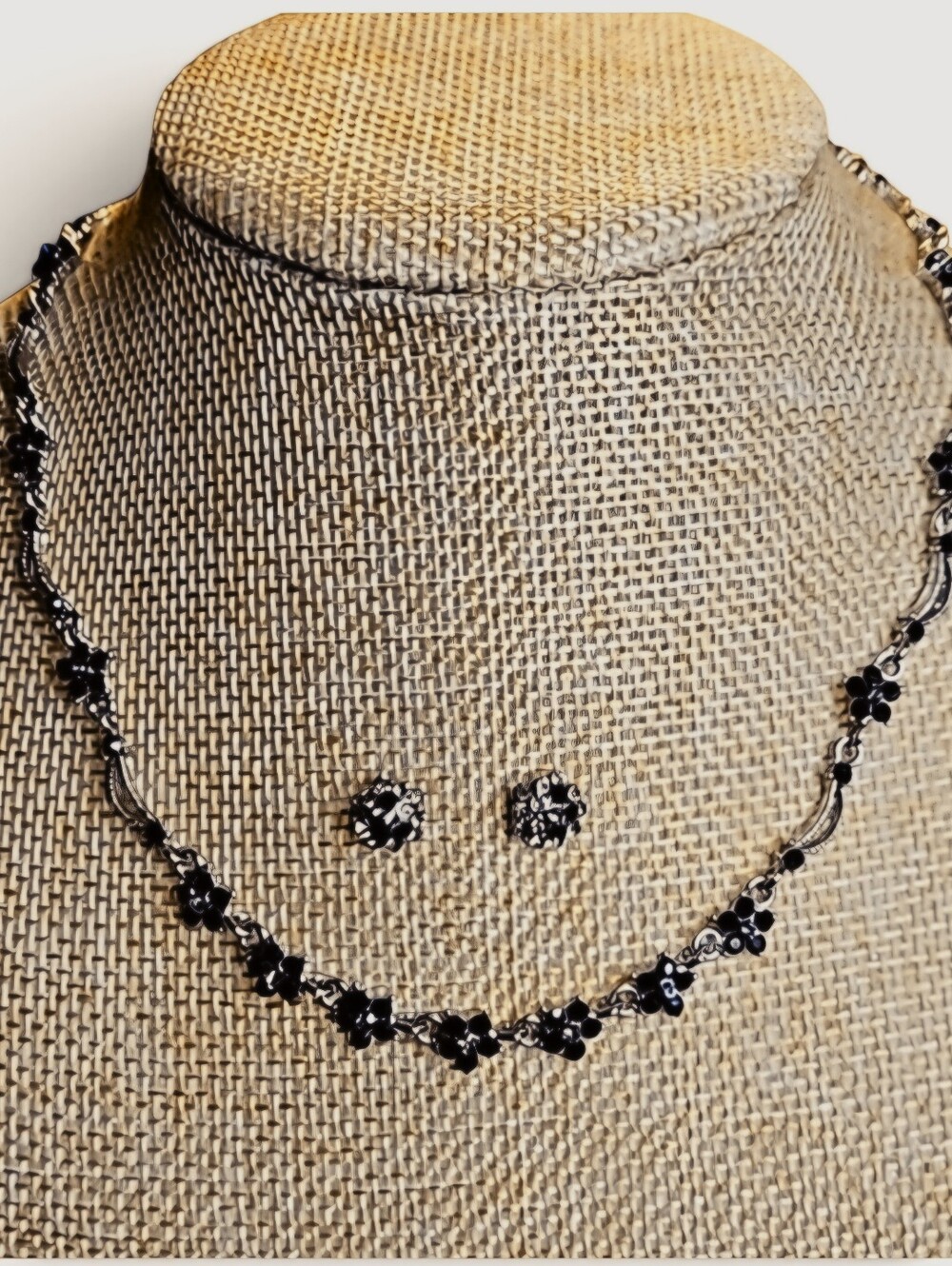 Vintage Silver Tone Black Flower Rhinestone 15" Choker & Stud Earring Set